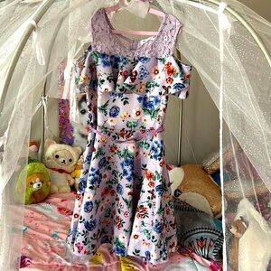 NWT Lilac Dress with belt and necklace